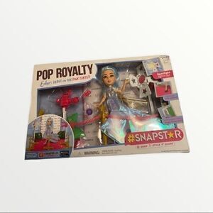 #SNAPSTAR Pop Royalty Echo's Debut On Pink Carpet